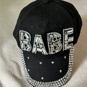 “Babe” cap